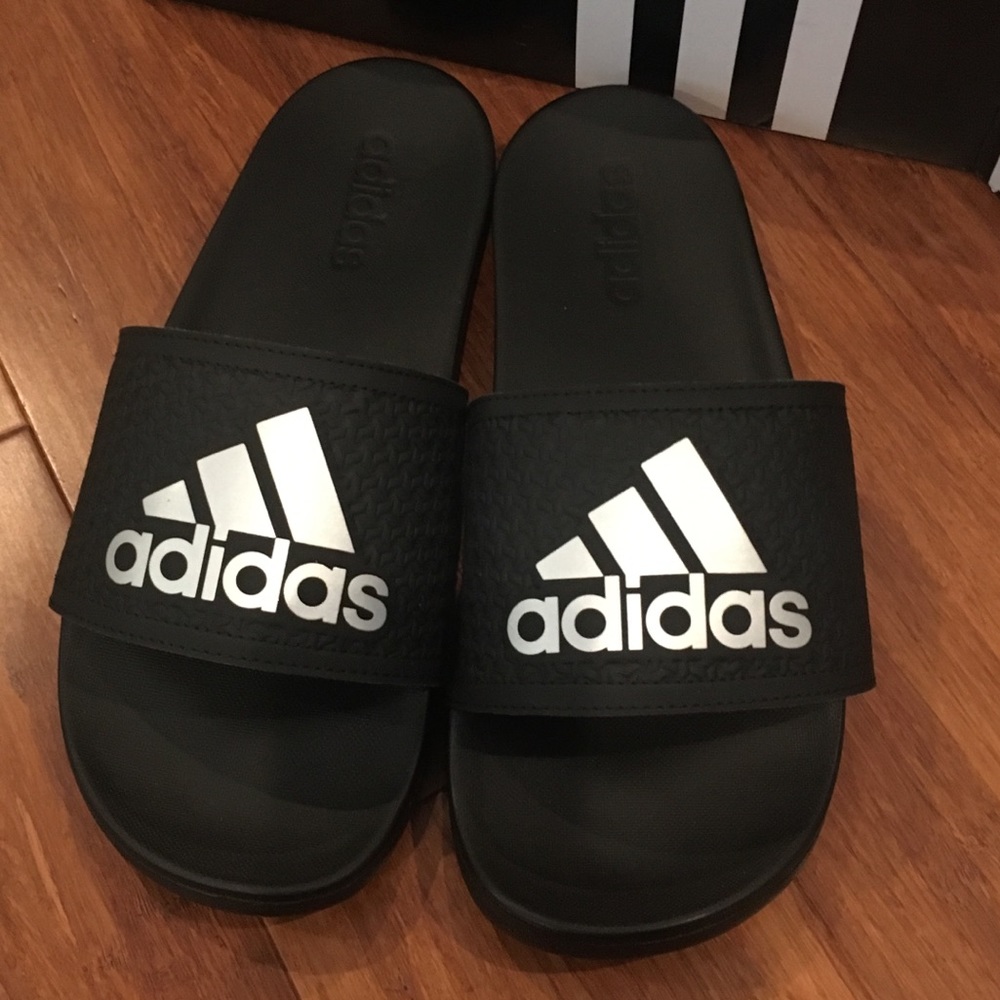 NEW Adidas adilette CF+ logo size 7 black